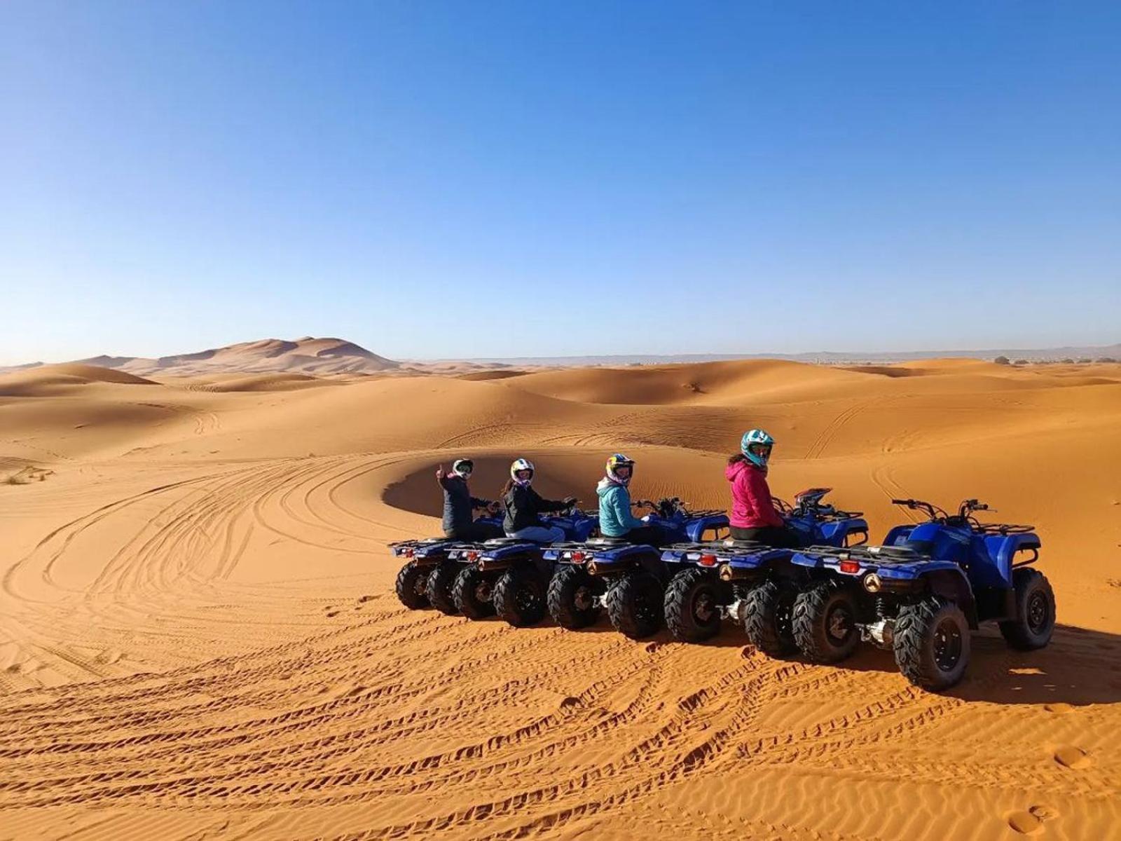 Merzouga Nomadic Luxury Camp 外观 照片
