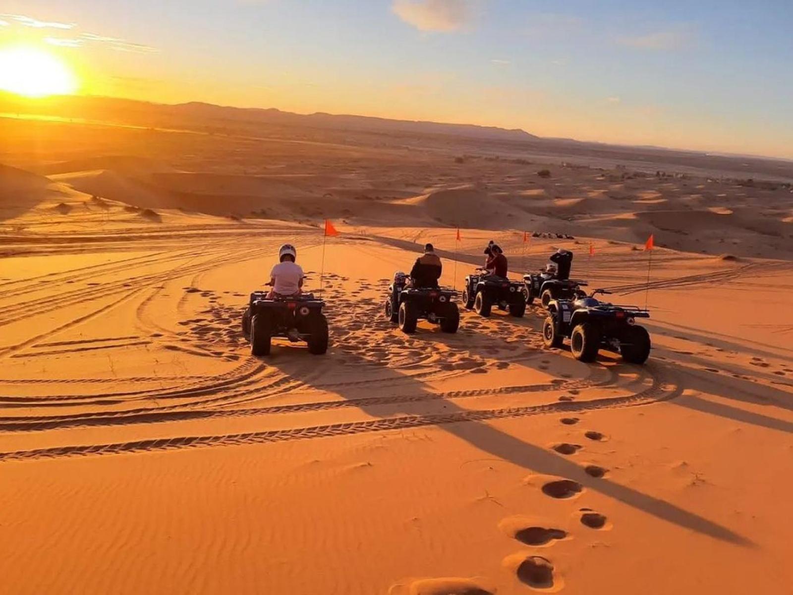 Merzouga Nomadic Luxury Camp 外观 照片