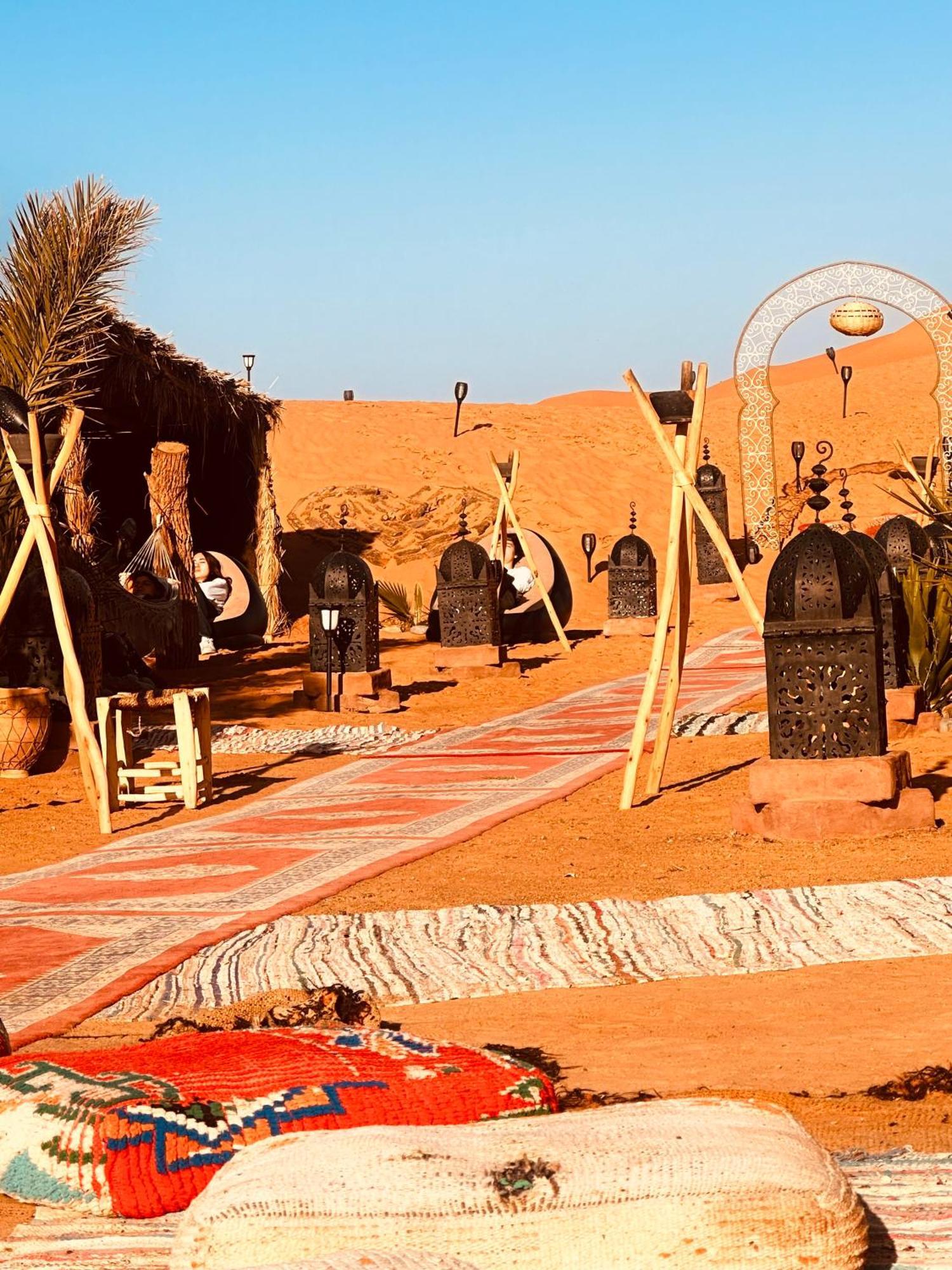 Merzouga Nomadic Luxury Camp 外观 照片